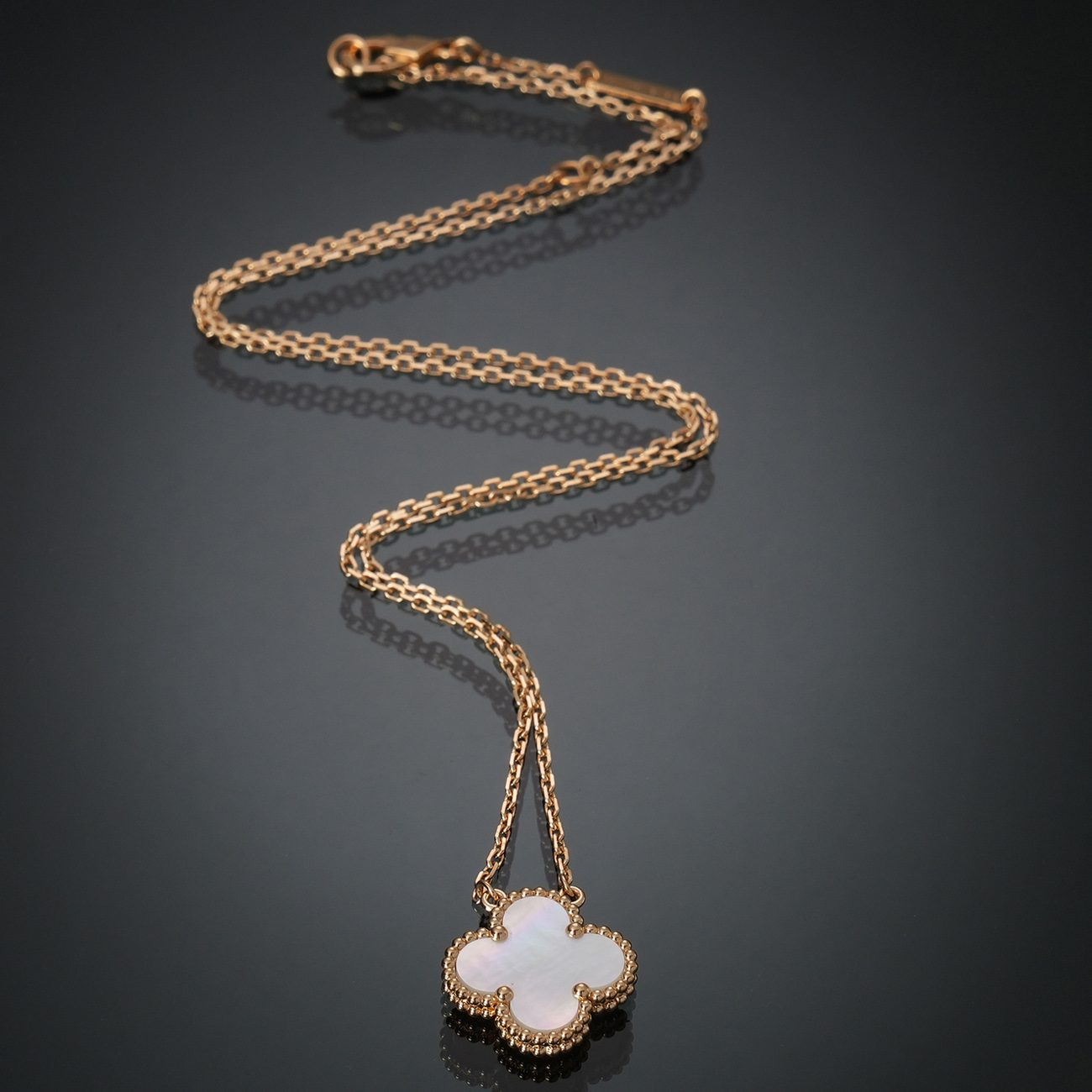 VAN CLEEF & ARPELS(USED)반클리프아펠 빈티지 알함브라 네크리스 자개